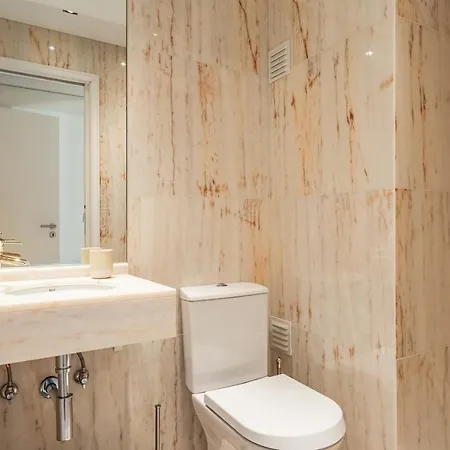 Apartment Akicity Anjos Amethyst Lisbon